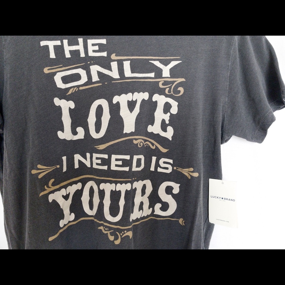 Lucky brand t shirt